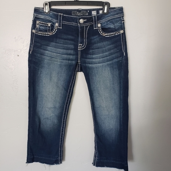 Miss Me Jeans 29 Signature Capri Dark Wash Denim Flap Pockets Thick Stitching - Picture 3 of 8